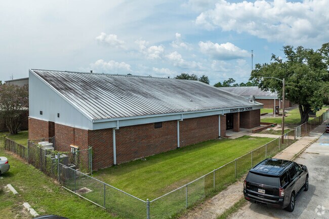 Starks High serves grades 9-12.