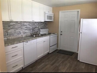 5406 Sholtz St Unit A, Naples, FL 34113