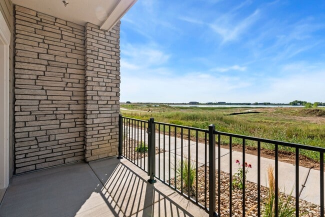 4210 Vulcan Creek Dr unit 102, Loveland, CO 80538 - photo 6