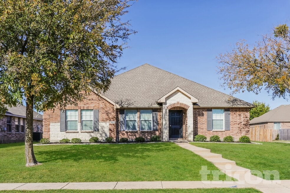 408 Foliage Cir, Red Oak, TX 75154 - photo 1