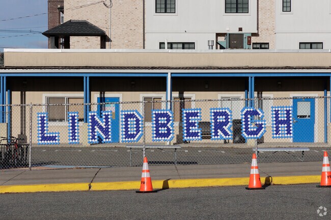At Lindbergh Elementary School in Palisades Park, NJ 20% of students are proficient in math.