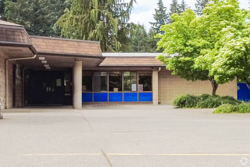Jenkins Creek Elementary School serves grades K-5.