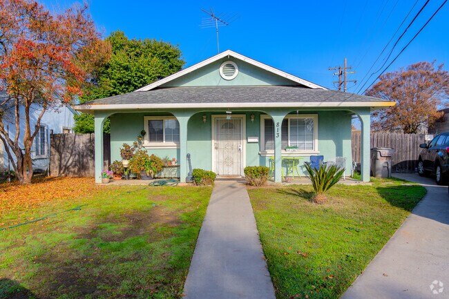 A few bungalow-style homes are available in Richardson Village.