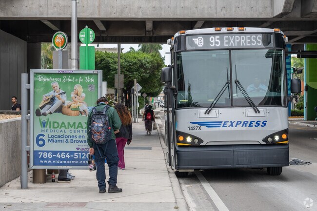 The local Metrobus services several stops in Allapattah.