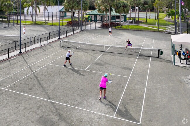 Pelican Bay Community Park has several tennis courts open to the public.