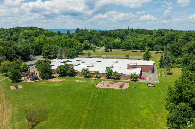 The student population of Wildwood Elementary is 344 and the school serves K-6.