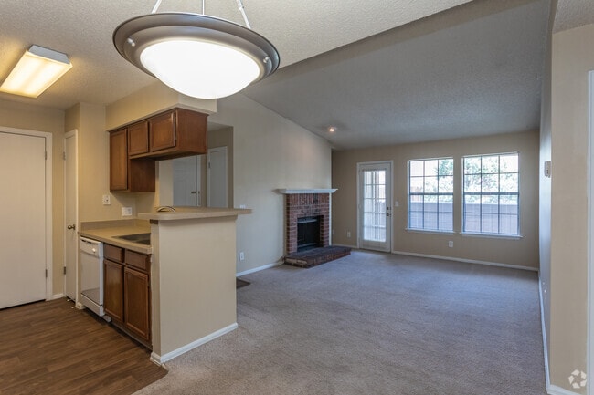 Quail Run Apartments, Colorado Springs, CO 80918 - photo 5