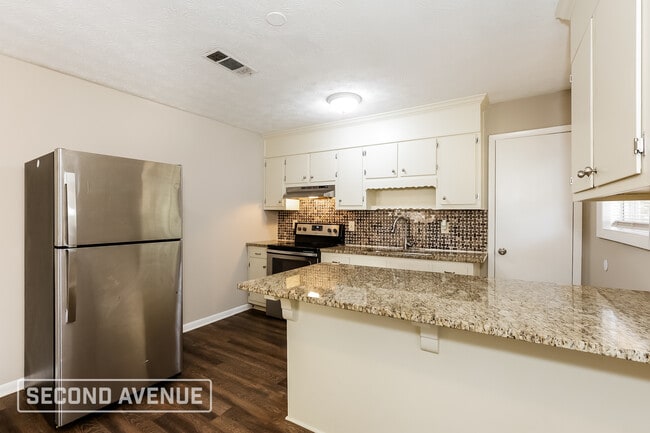 2053 Chestnut Log Dr, Lithia Springs, GA 30122 - photo 3