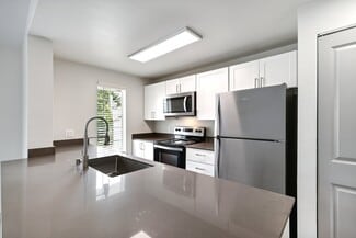 1701 121st St SE, Everett, WA 98208