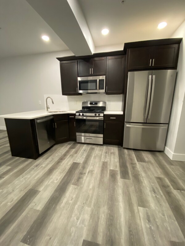 369 Haverhill St Unit 205, Lawrence, MA 01840