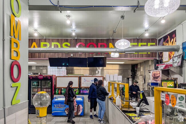 Comboz unique menu offers a large variety of quick lunch options for Roosevelt diners in a rush.