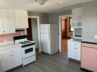 371 Grand Ave, Pawtucket, RI 02861