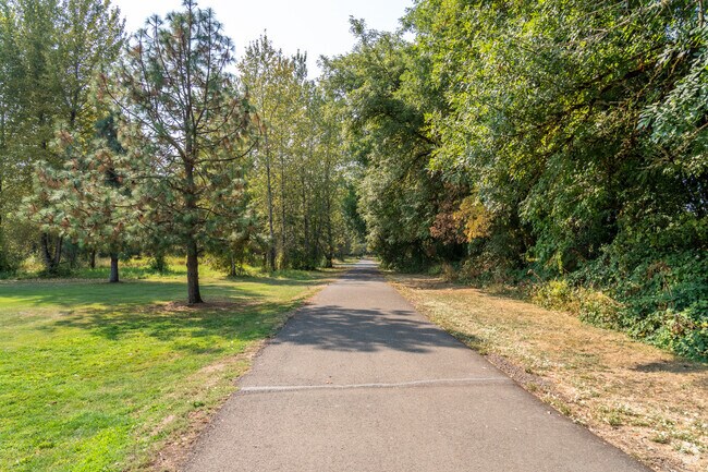 Residents of South Corvallis can enjoy the paved trails of Willamette Park.