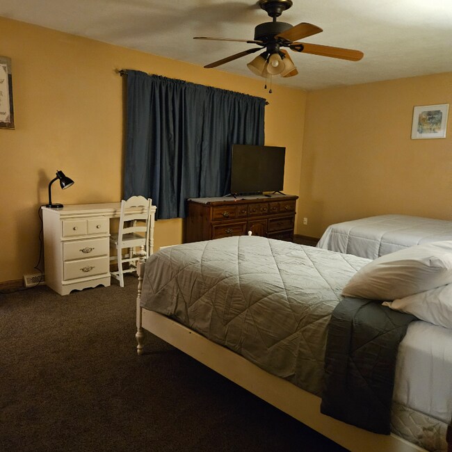 1645 Tanglewood Dr unit 1, Akron, OH 44313 - photo 2