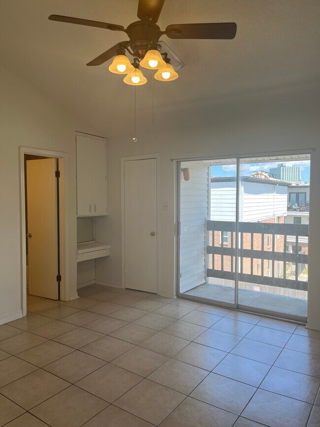 Seville Square Condominiums unit 311, Metairie, LA 70002 - photo 3