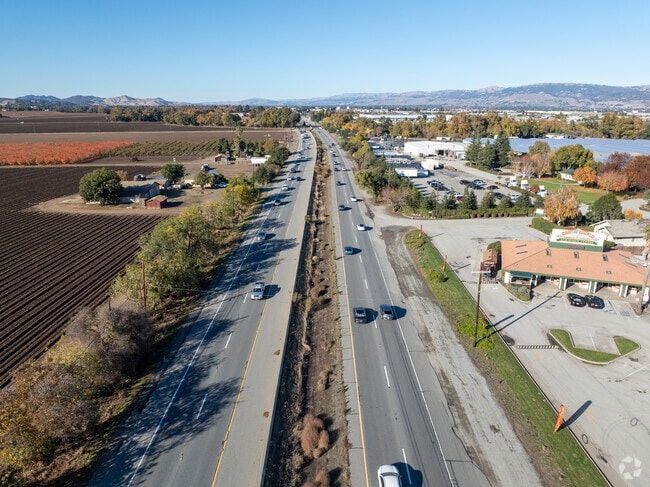 A 30-mile drive on Route 101 connects Gavilan Hills to Silicon Valley's opportunities.