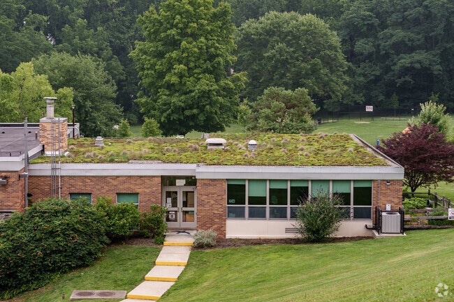 Hillside Elementary School Green Roof Project is a lesson in sustainability.