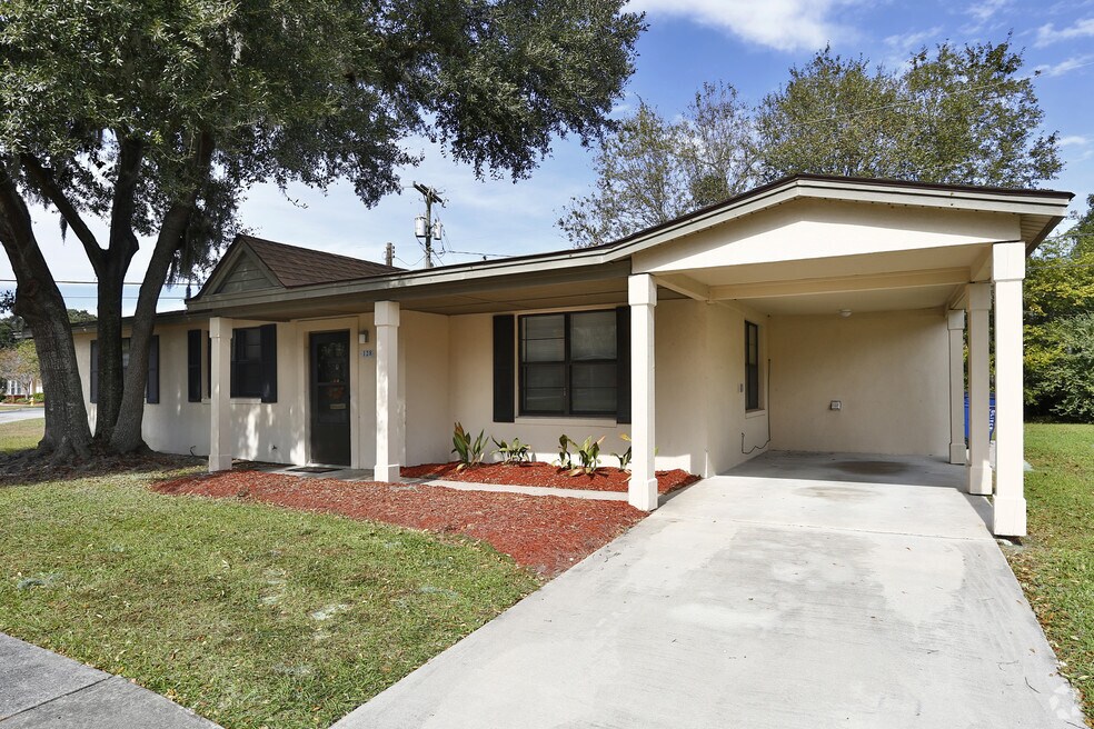 Hunter Army Airfield Homes