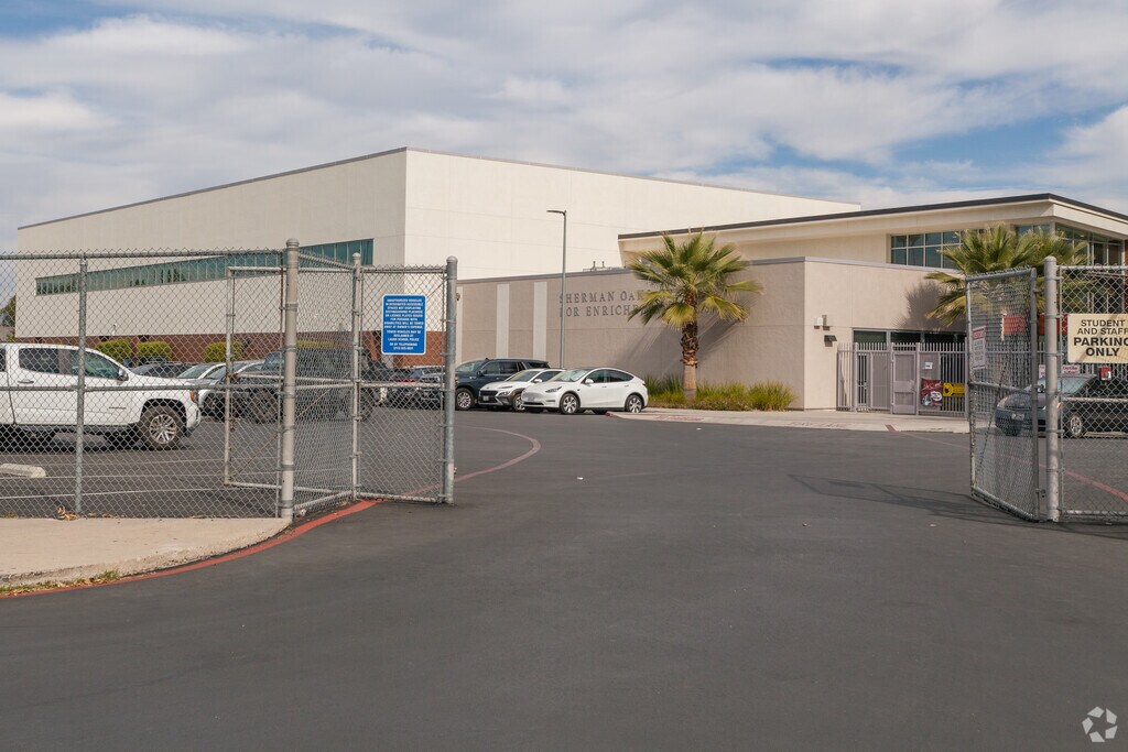 Sherman Oaks Center for Enriched Studies, Rankings & Reviews