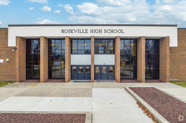Roseville High School serves 1,216 students in grades 9-12 in 2025, according to Niche.com.
