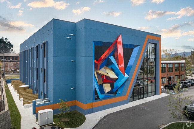 Tomorrow Building at Somer Station, Chattanooga, TN 37405 - photo 3