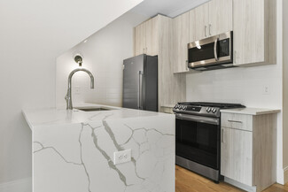 198 Maverick St Unit 3, Boston, MA 02128