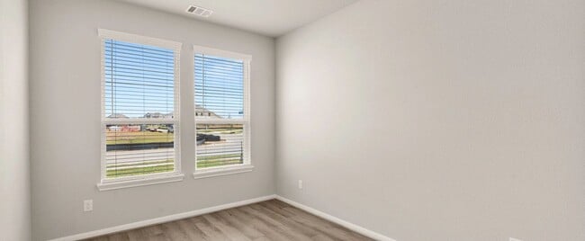 14827 Mission Ave, Mont Belvieu, TX 77523 - photo 3