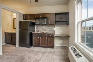 350 W 8th St Unit B-1, Cookeville, TN 38501