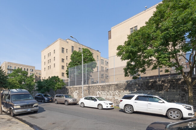 P.S. 199 The Shakespeare School in The Bronx has a small student body.
