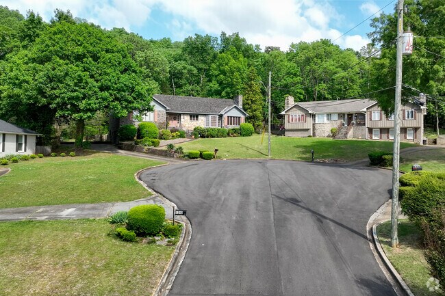 A quite cul-de-sac with large well kept homes.