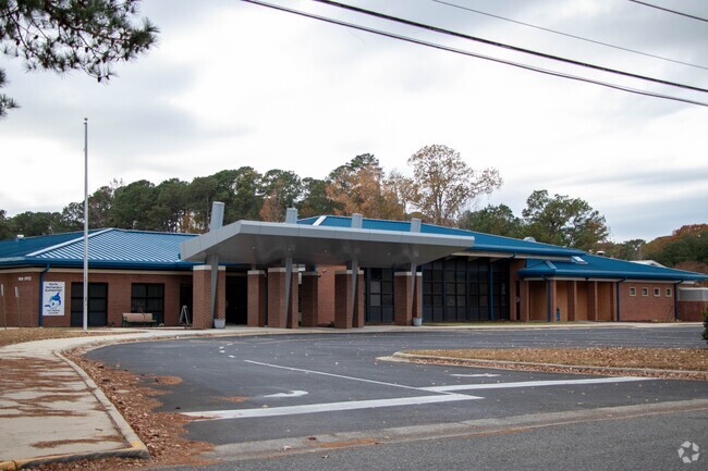 South Smithfield Elementary School has a C niche rating in Smithfield NC.