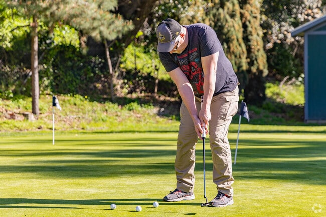 Book a tee time with your friends at Blackberry Farm Golf Course.