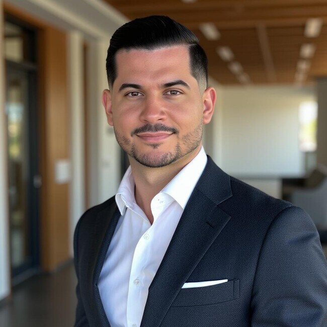 Agent Photo
