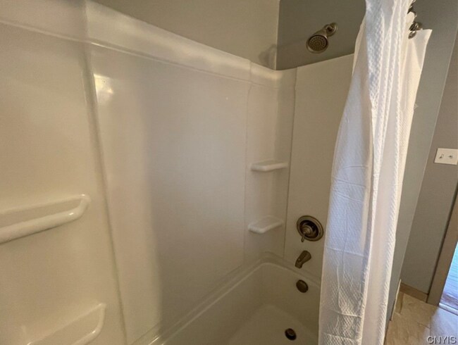 202 Stafford Ave unit 1, Syracuse, NY 13206 - photo 5