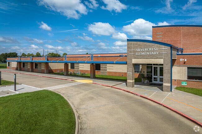 Silvercrest Elementary School in Houston welcomes young minds with open arms.