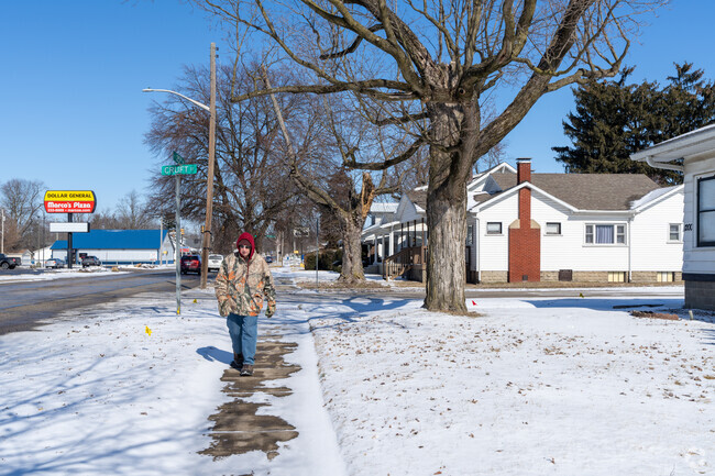 Residents of Devaney enjoy their tree lined streets throughout the year.
