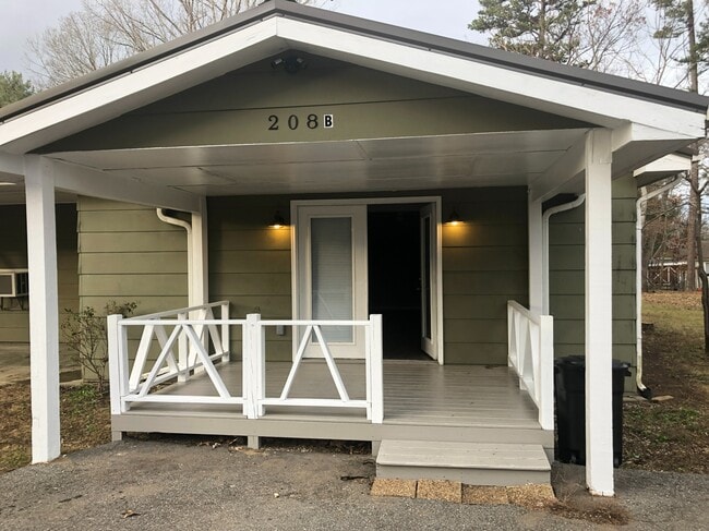 Front of Unit B