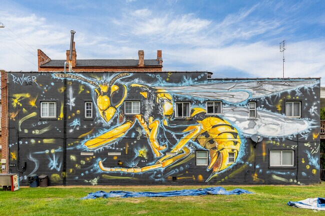 A giant wasp mural is located in downtown Freeport.