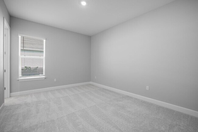 10467 Eclipse St, Sarasota, FL 34241 - photo 6