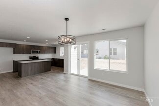 3270 W Morere Dr, Meridian, ID 83642