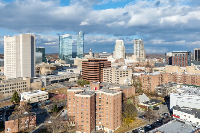 Housing in White Plains: Rents, Co-ops, and How to Choose a Neighborhood