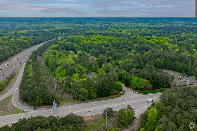 Renaissance Park combines rural environments with urban amenities.