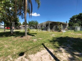 5112 43rd Ave W, Bradenton, FL 34209