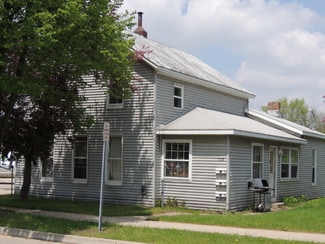 108 E Montcalm St Unit 3, Greenville, MI 48838