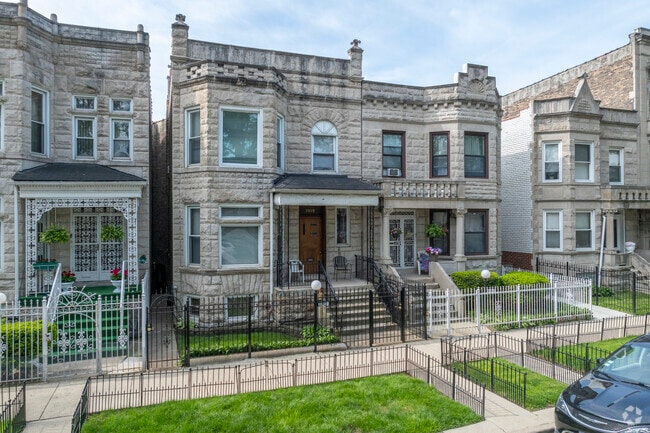 Greystones are one of the most popular home styles in Homan Square.