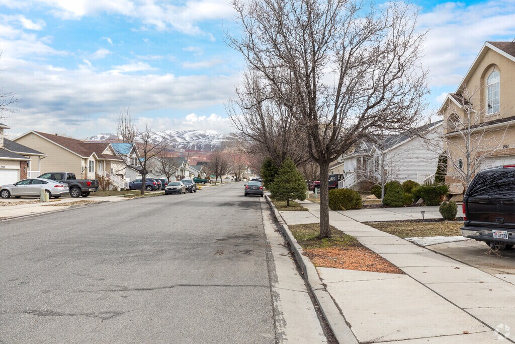 1356 N Miami Rd, Salt Lake City, UT 84116