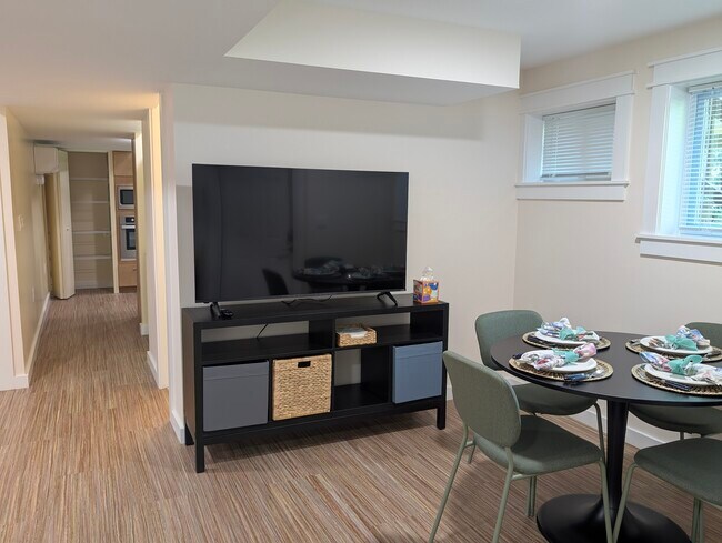 14519 Dowling Dr unit 1, Burtonsville, MD 20866 - photo 6