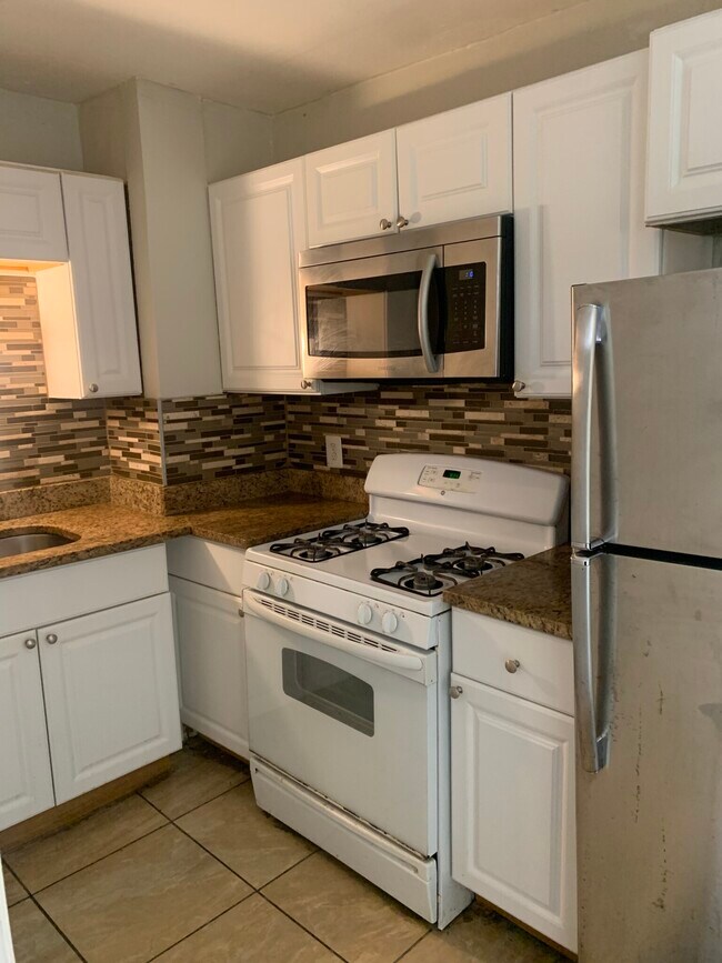 10 Fourth St Place unit 1, Cambridge, MA 02141 - photo 4