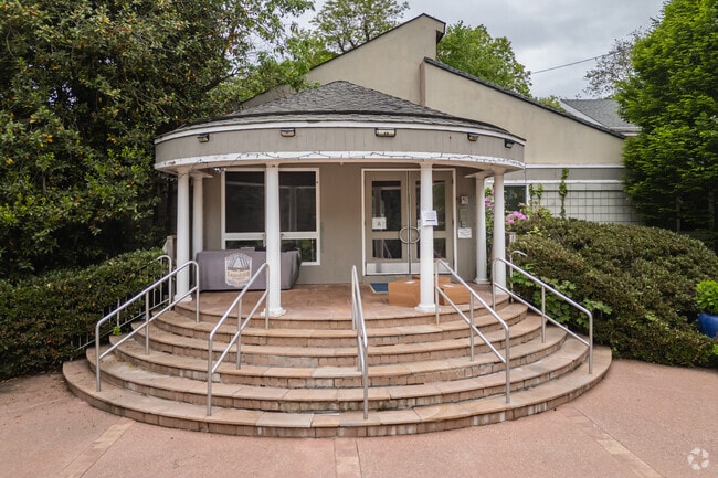 Laurel Hill School is a private school in East Setauket.