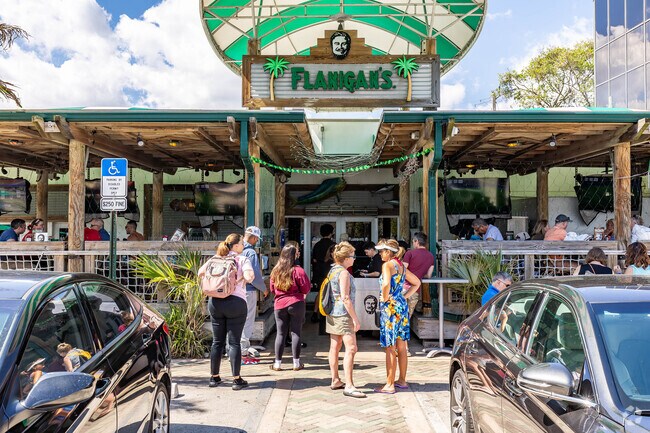 After a long day at the beach, grab a bite at one of the many restaurants near Deerfield Beach.